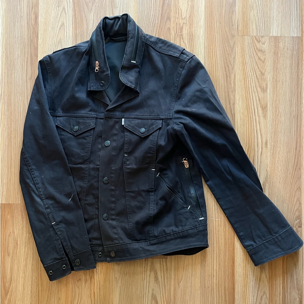 Black Trucker Jacket- Levi’s hooded Commuter